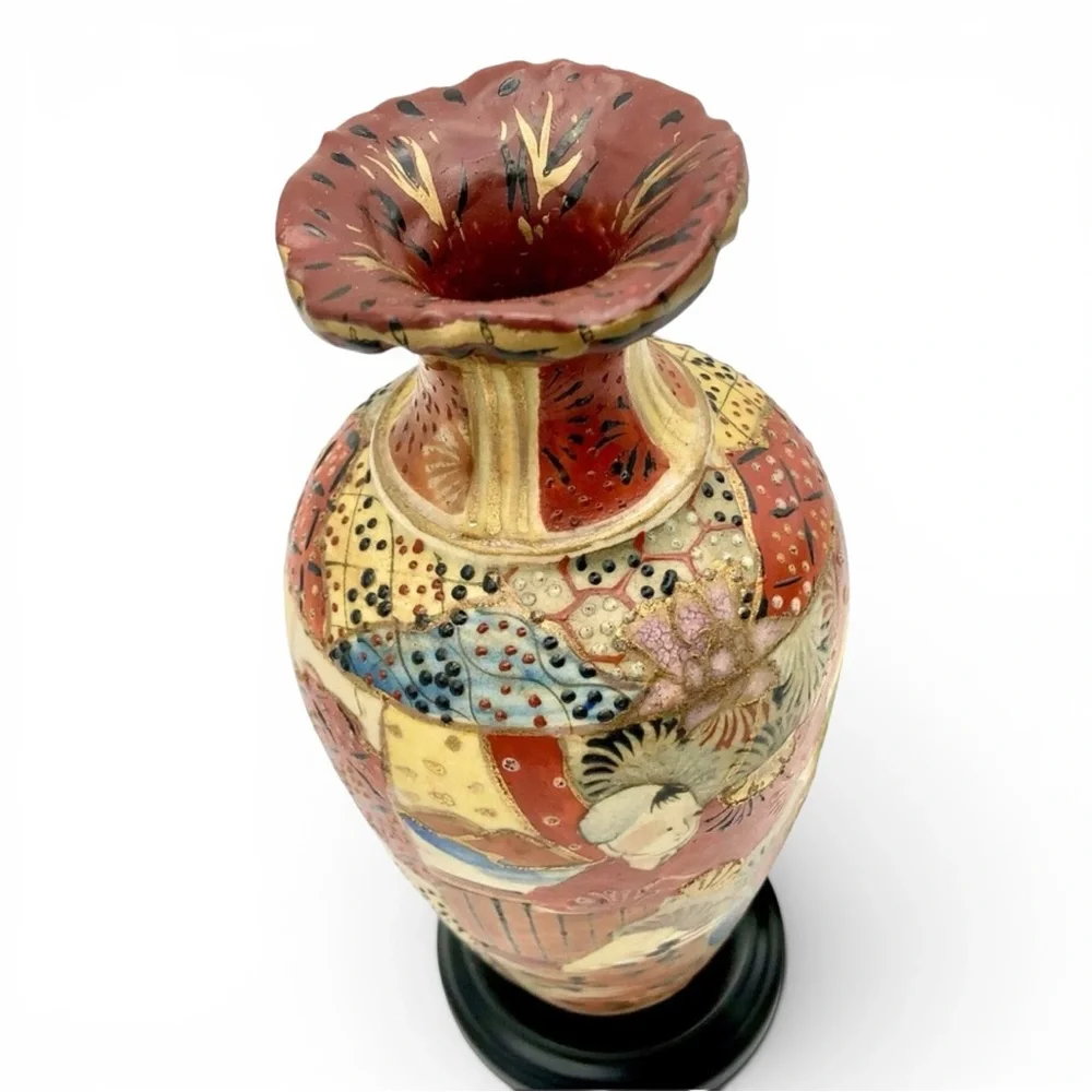 Antique Kyoto Satsuma Japanese Vase Earthenware Ruffle Top Moriage Figural
